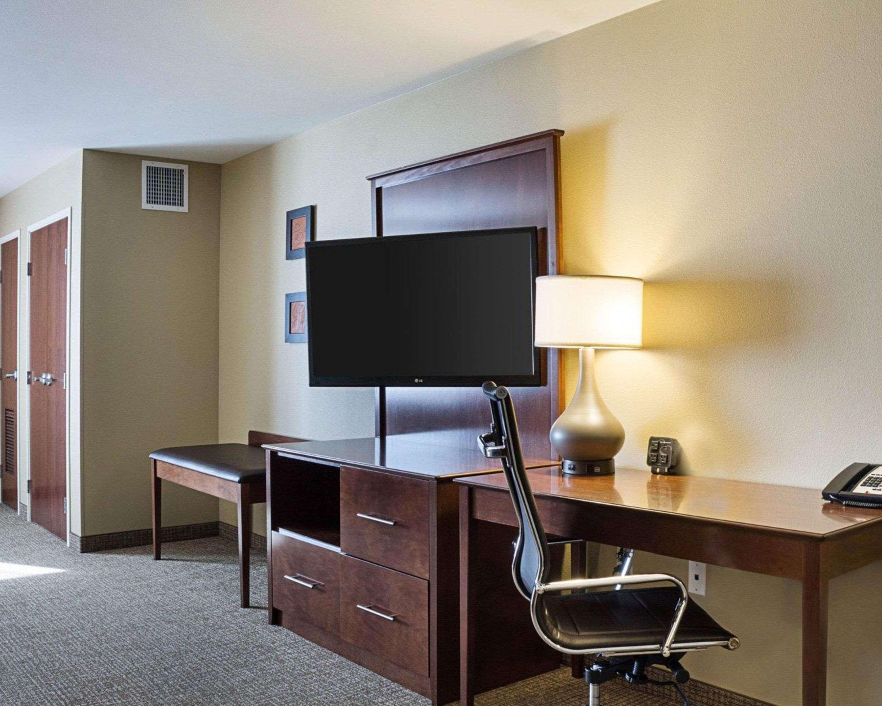 Comfort Suites Fargo Medical Center Kültér fotó