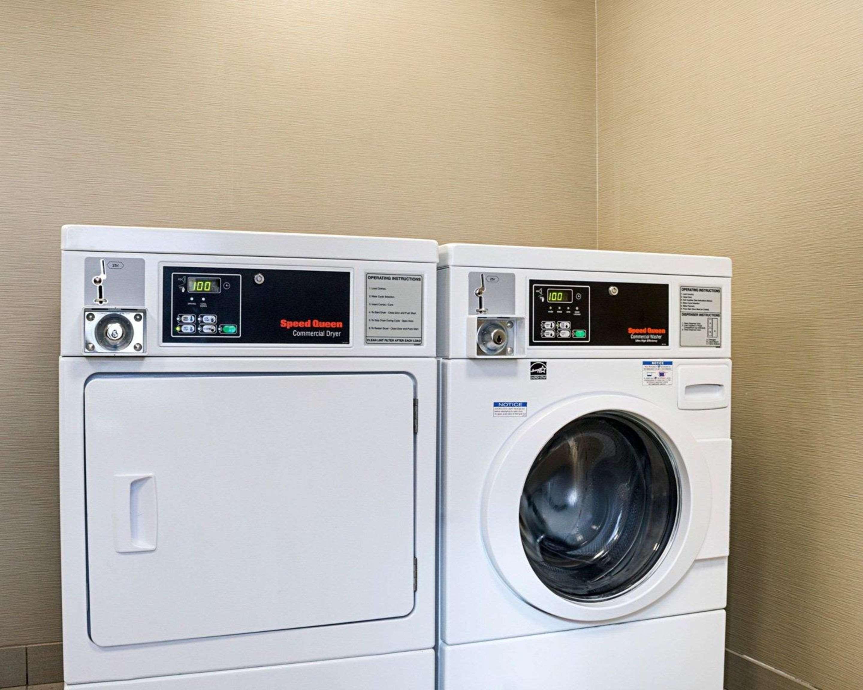 Comfort Suites Fargo Medical Center Kültér fotó