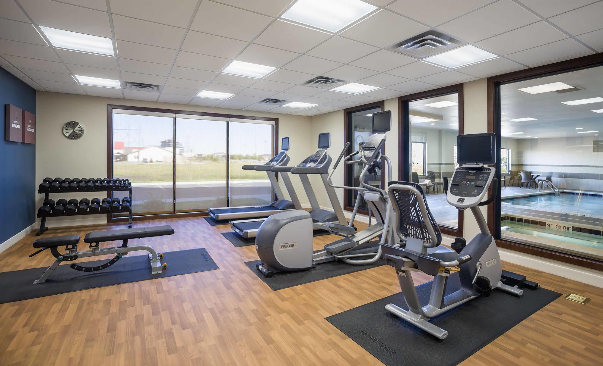 Comfort Suites Fargo Medical Center Kültér fotó